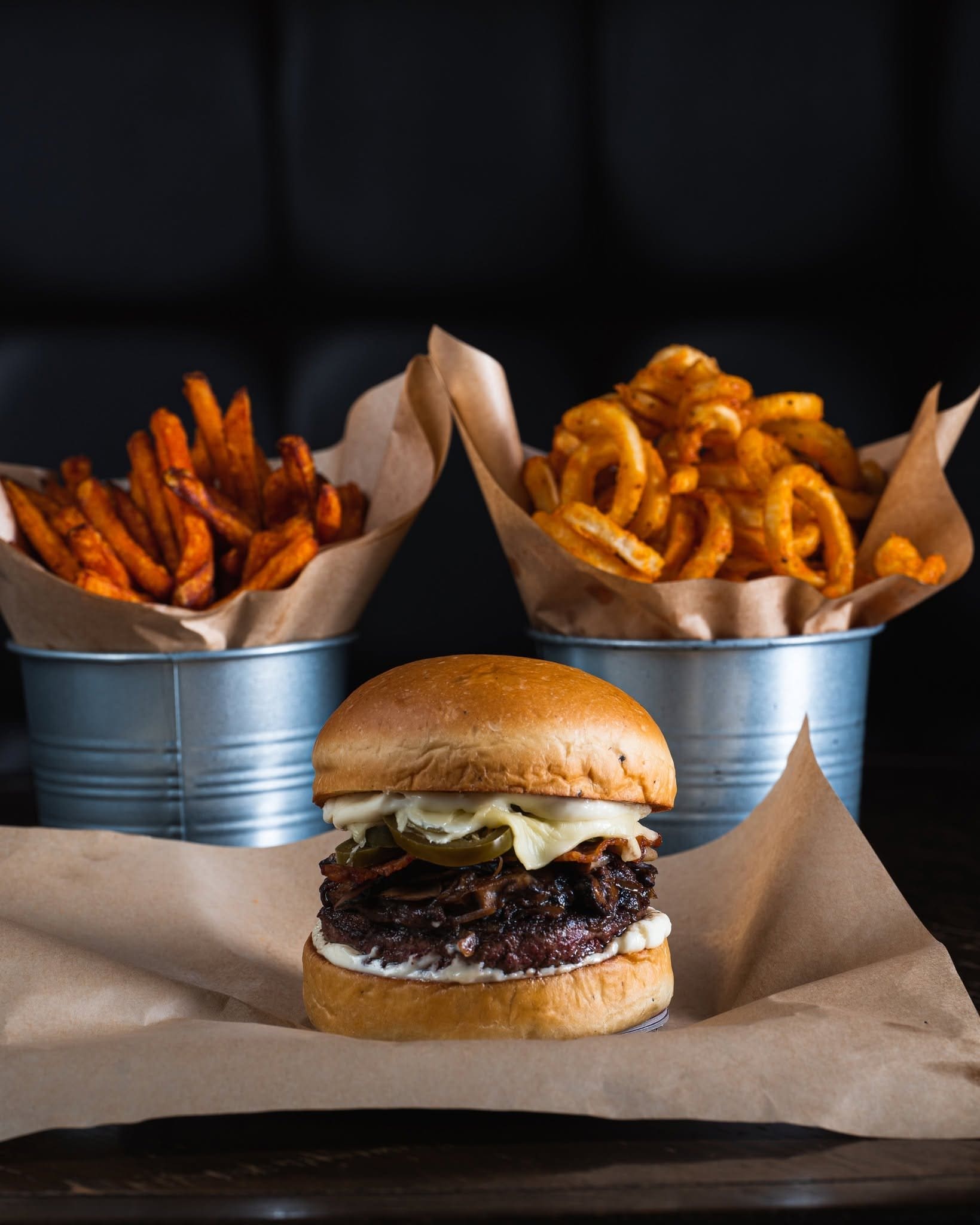 25 Degrees Burgers, Wine & Liquor Bar — รูปภาพ (อาหาร)