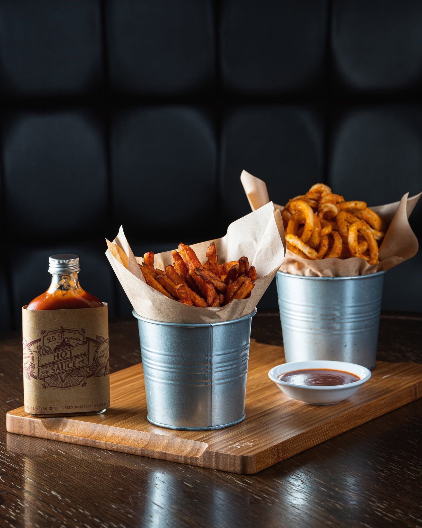 25 Degrees Burgers, Wine & Liquor Bar — รูปภาพ (อาหาร)