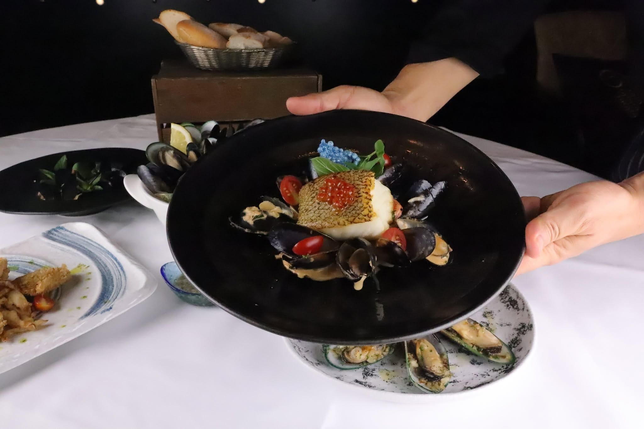 Blue Sky Rooftop Restaurant & Bar — รูปภาพ (อาหาร)