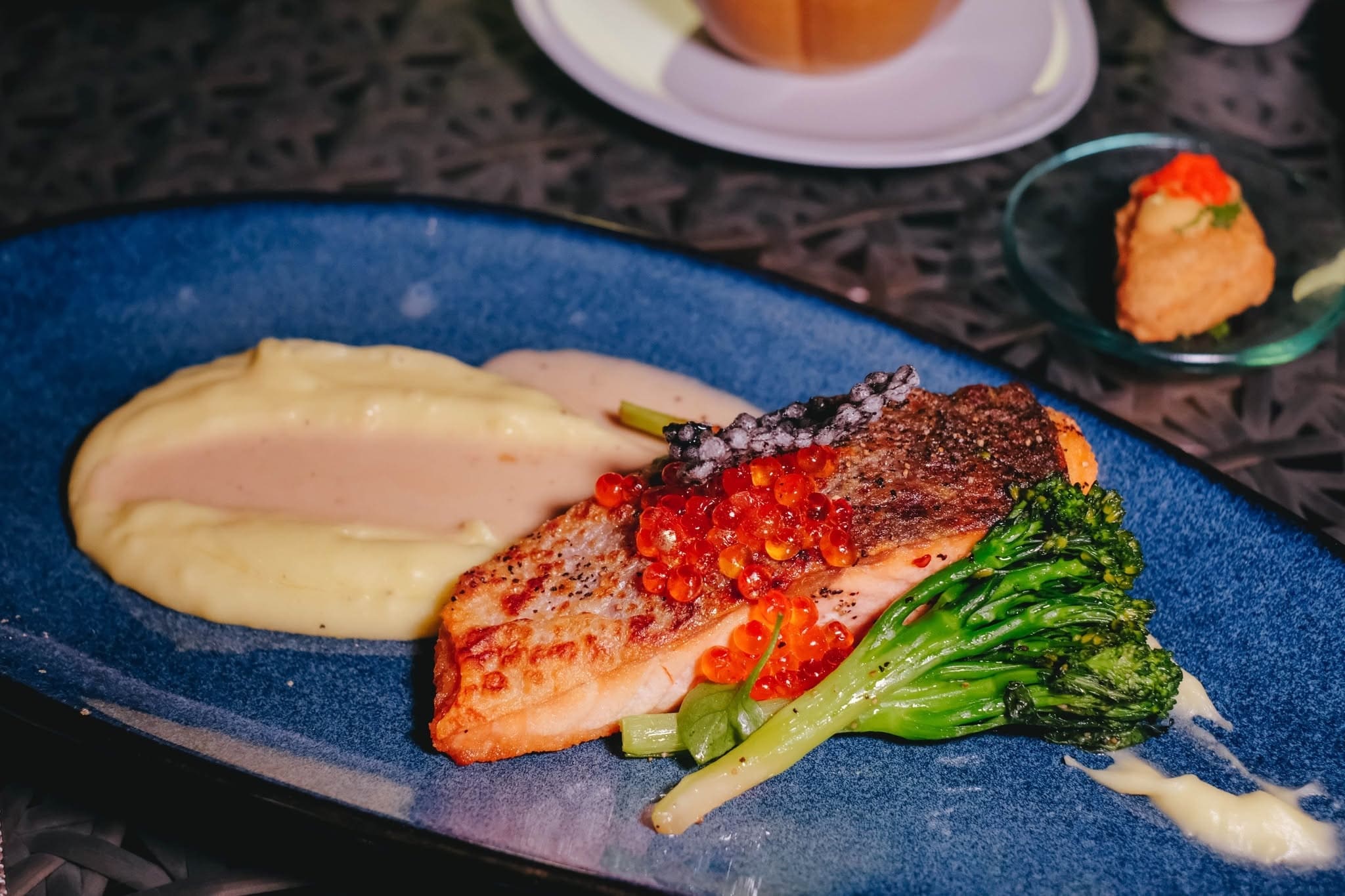 Blue Sky Rooftop Restaurant & Bar — รูปภาพ (อาหาร)