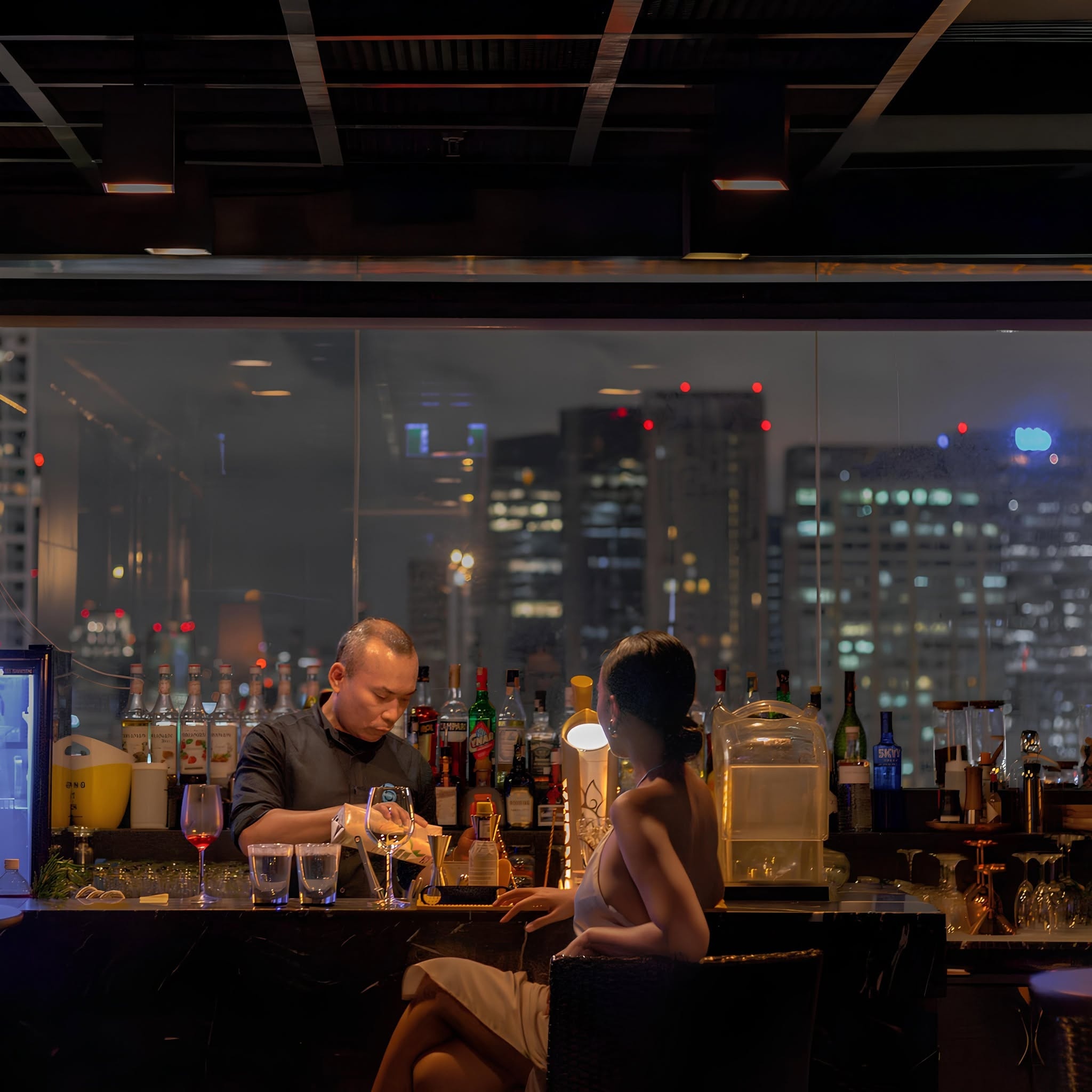 Blue Sky Rooftop Restaurant & Bar — รูปภาพ (ภายในร้าน)