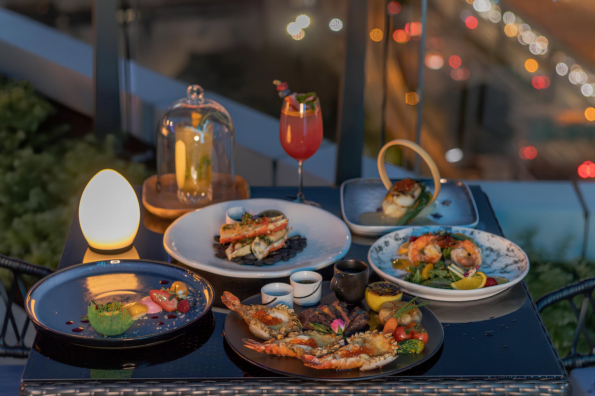 Blue Sky Rooftop Restaurant & Bar — รูปภาพ (อาหาร)