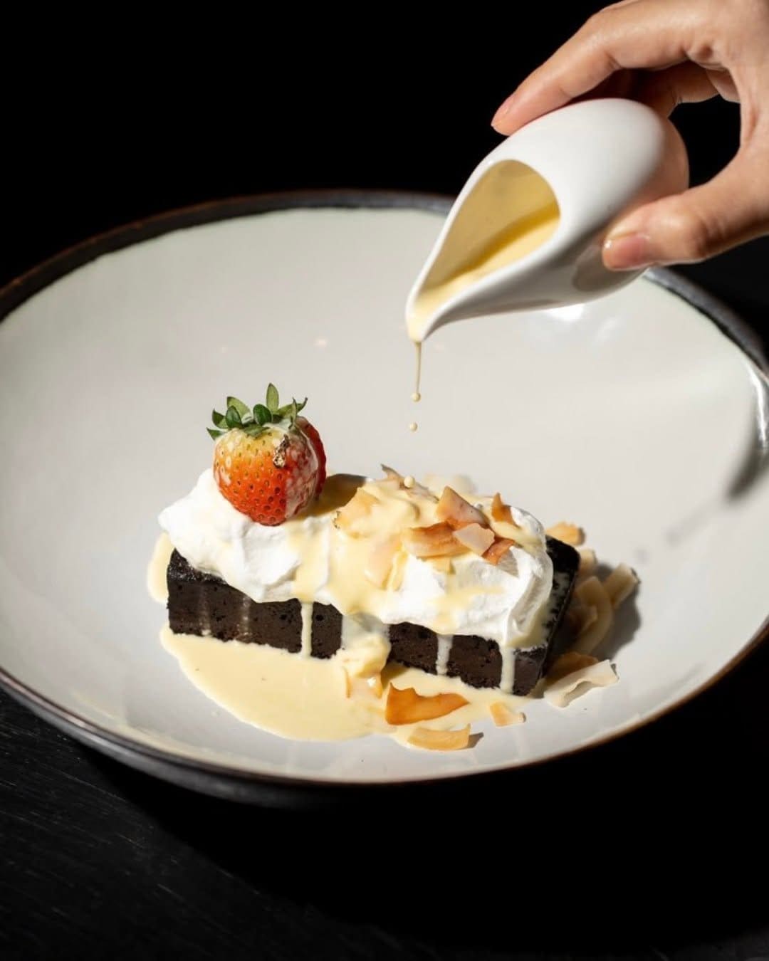 TROPICAL CHOC VOLCANO