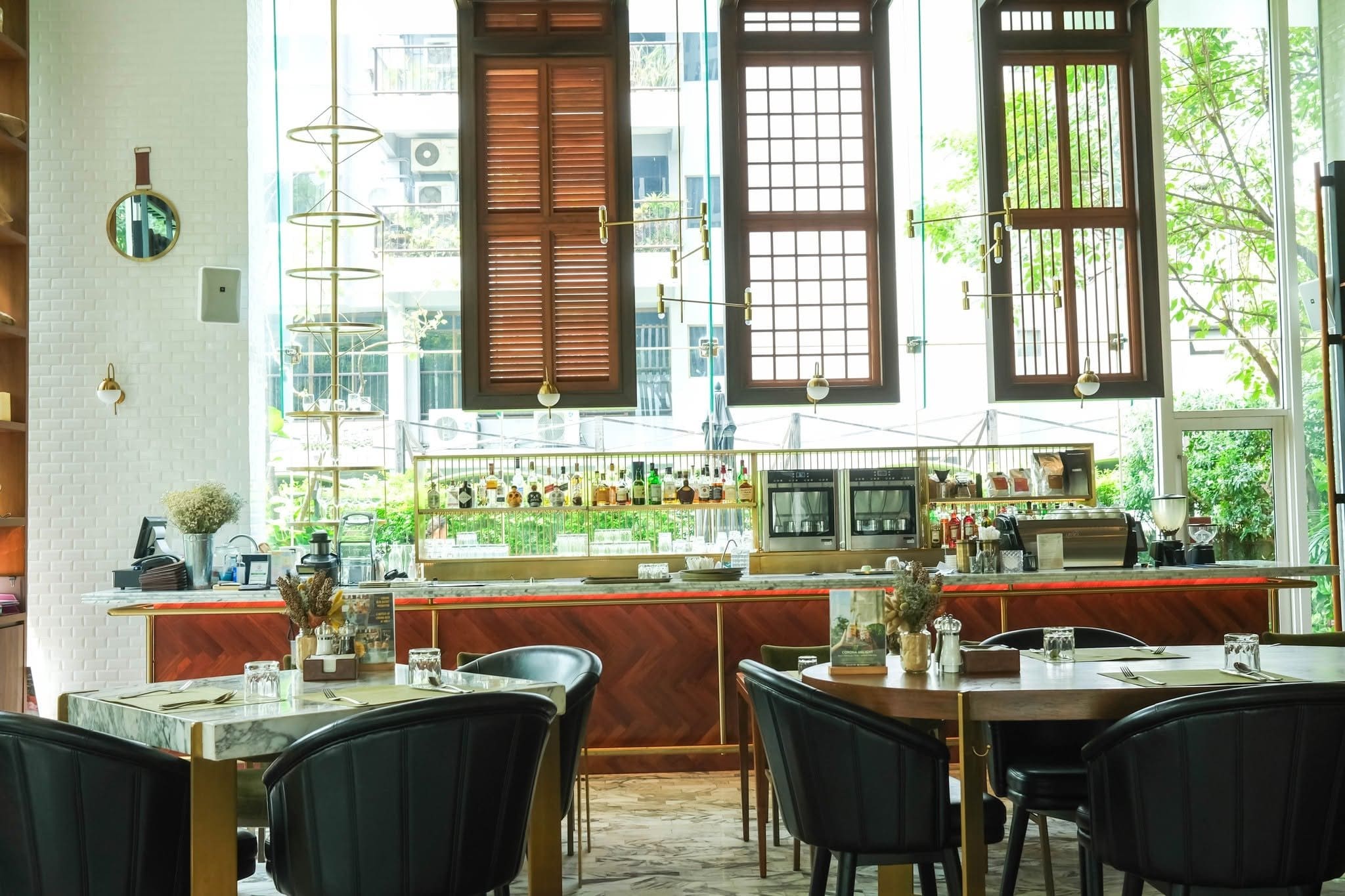 Bangkok Trading Post Bistro & Bar — รูปภาพ (ภายในร้าน)