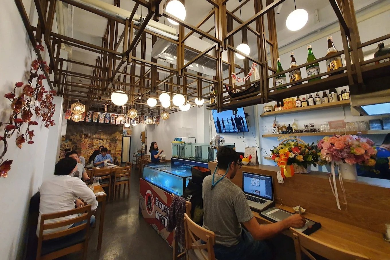 Izakaya Naihua — รูปภาพ (ภายในร้าน)