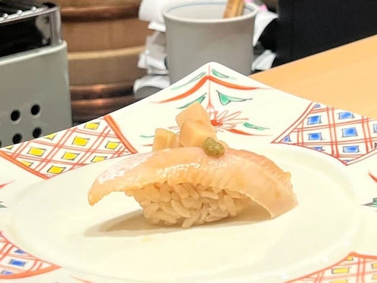 Sushi Shishichi — รูปภาพ (อาหาร)