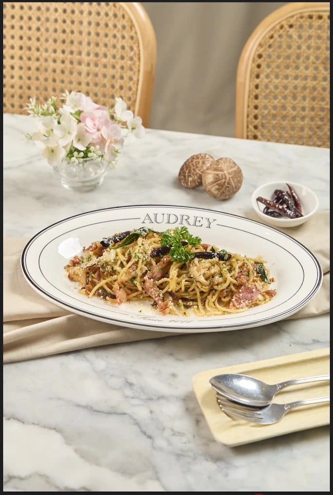Audrey Cafe & Bistro, Thonglor 11 — รูปภาพ (อาหาร)