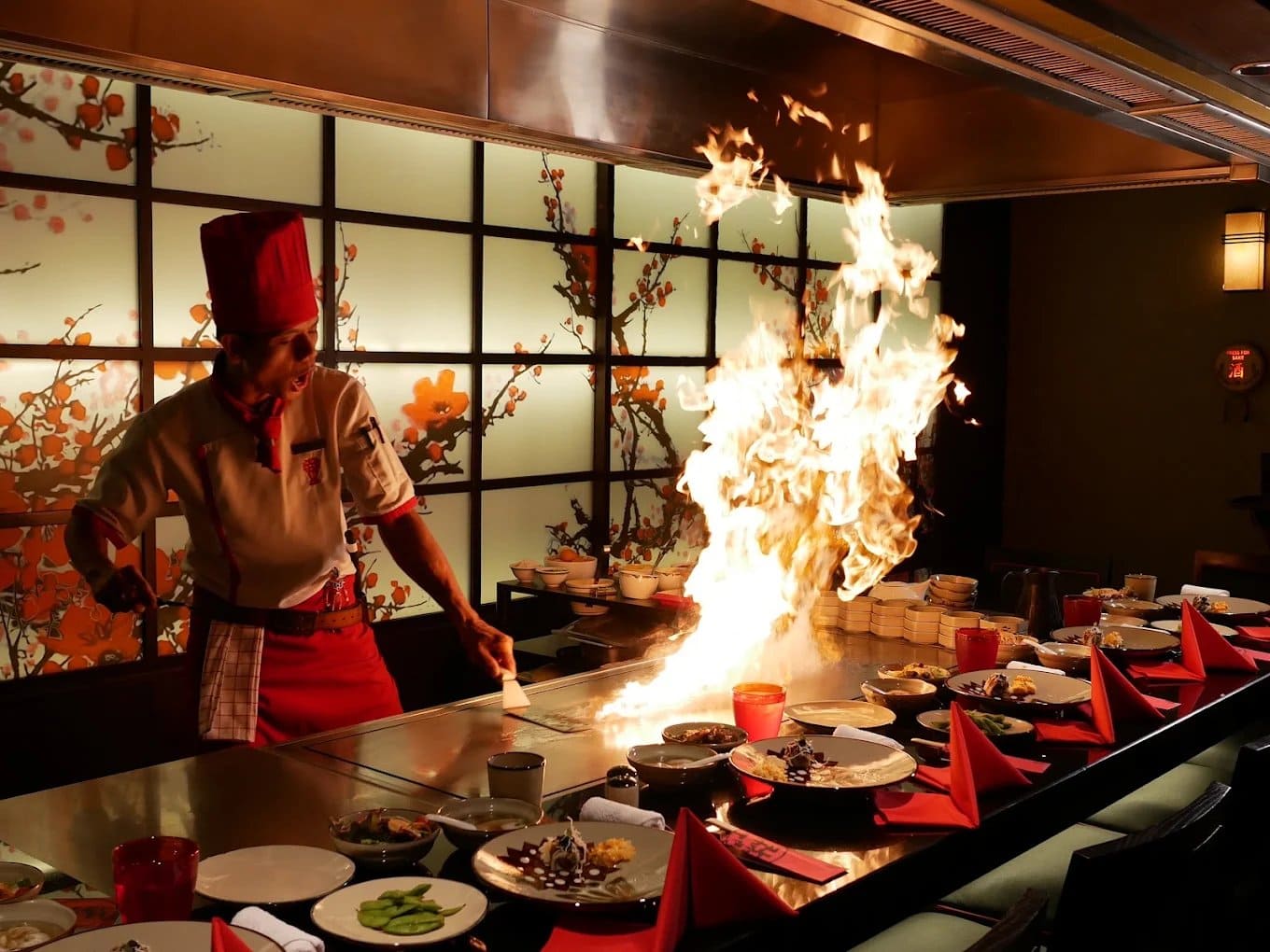 Benihana at Grand Mercure Bangkok Atrium — รูปภาพ (ภายในร้าน)