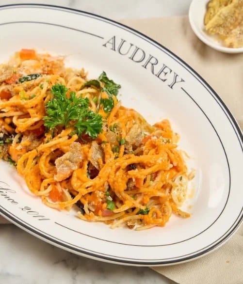 Audrey Cafe & Bistro, Thonglor 11 — รูปภาพ (อาหาร)
