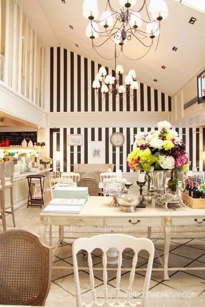 Audrey Cafe & Bistro, Thonglor 11 — รูปภาพ (ภายในร้าน)