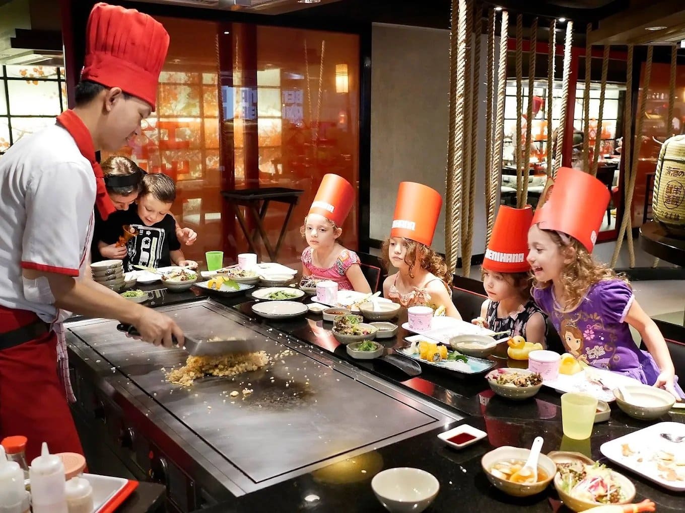 Benihana at Grand Mercure Bangkok Atrium — รูปภาพ (ภายในร้าน)