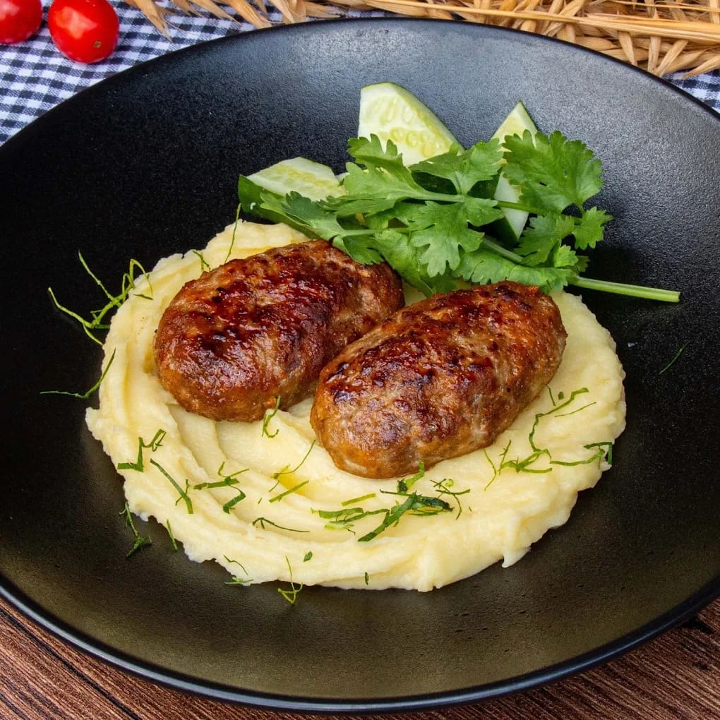 GRANNY'S MEATBALLS