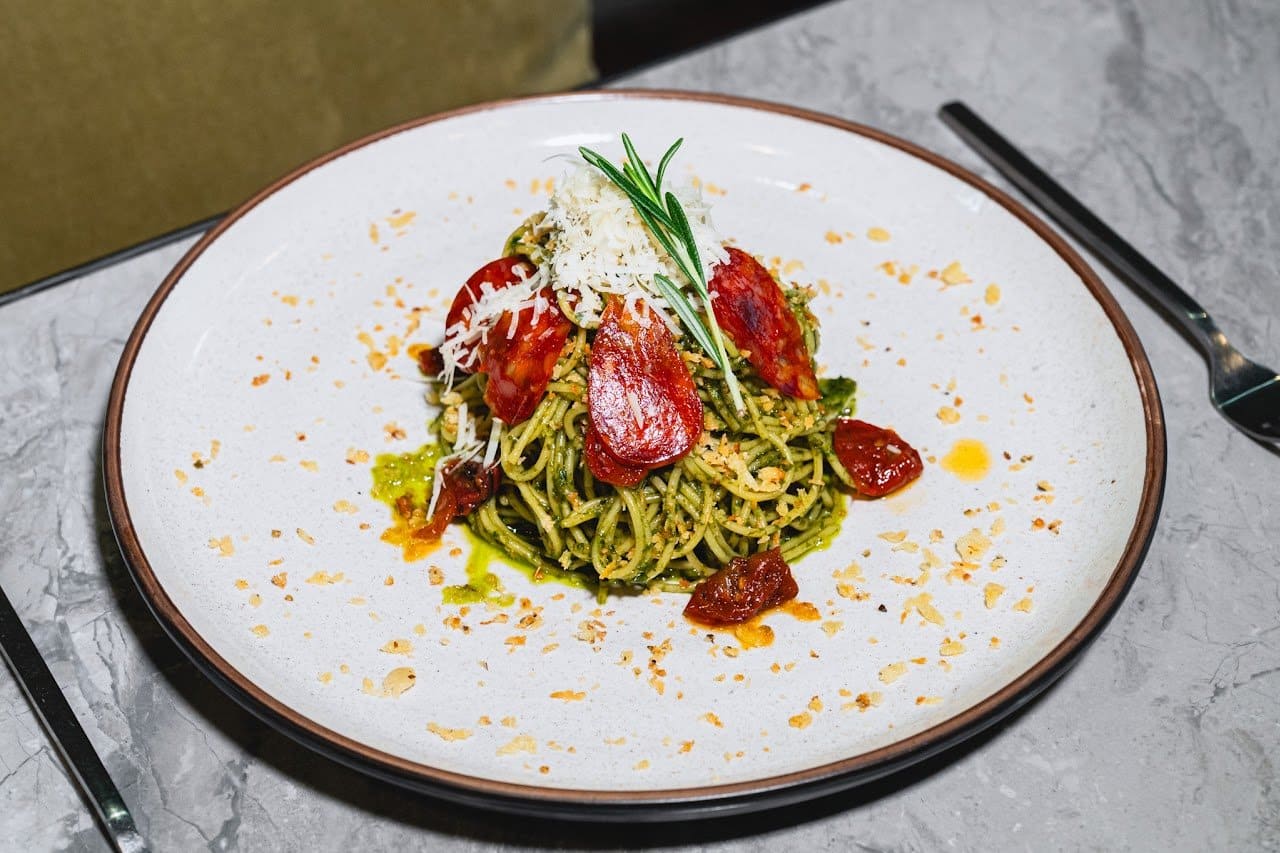 Spaghettini Pesto & Chorizo