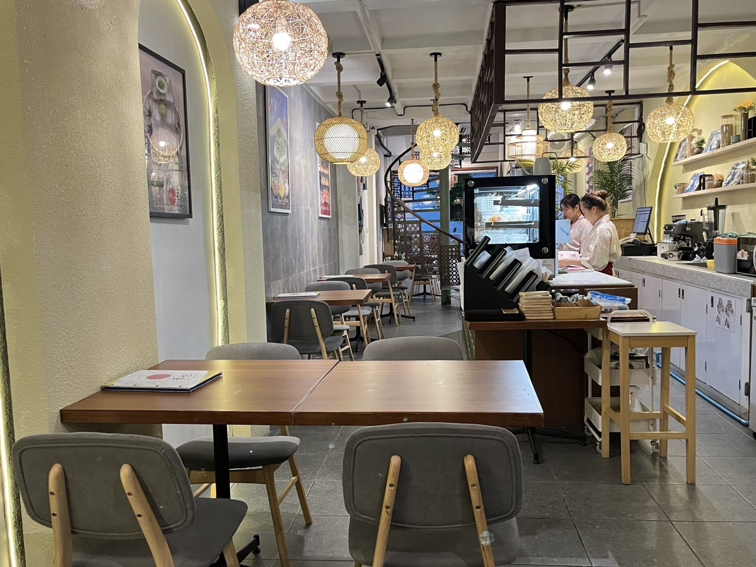 Cafe Temari — รูปภาพ (ภายในร้าน)