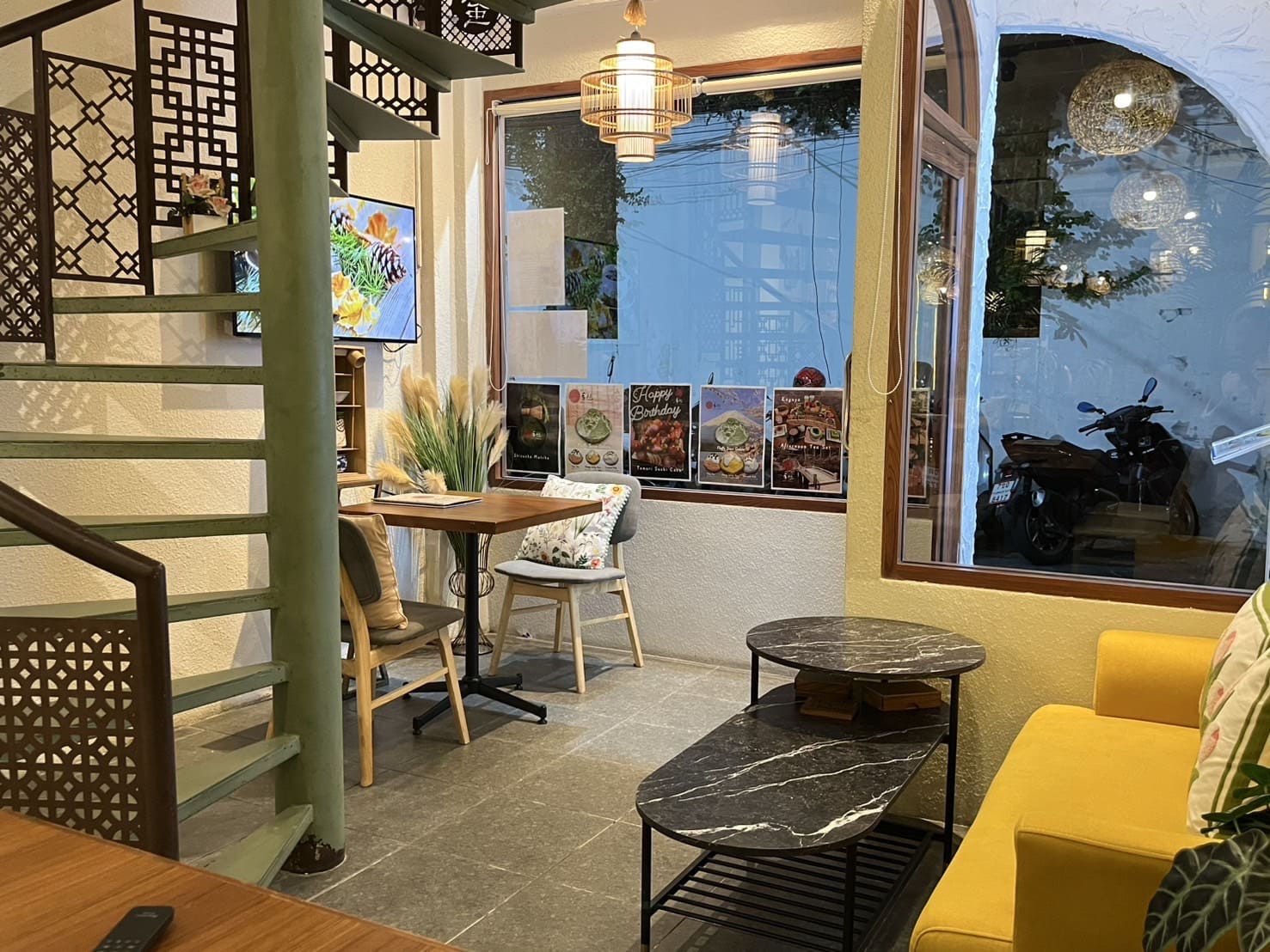 Cafe Temari — รูปภาพ (ภายในร้าน)