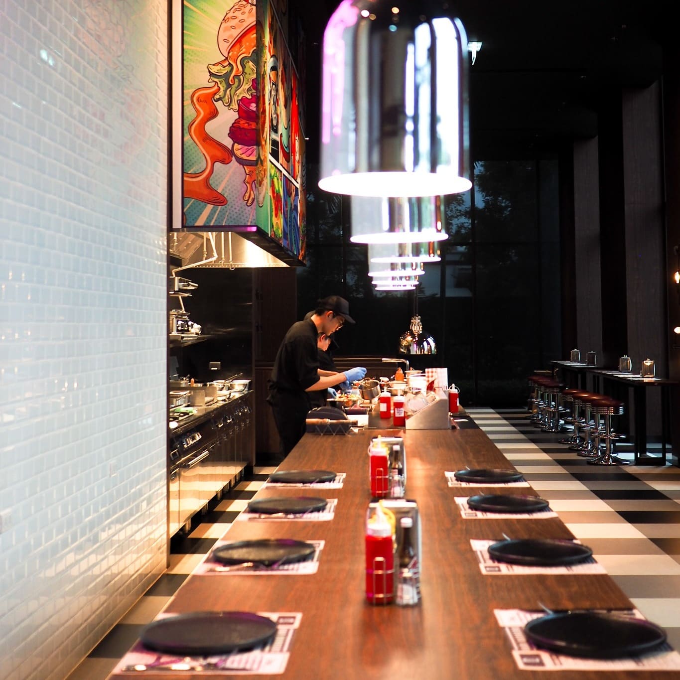 Big Bite Burger Bar & Grill — รูปภาพ (ภายในร้าน)