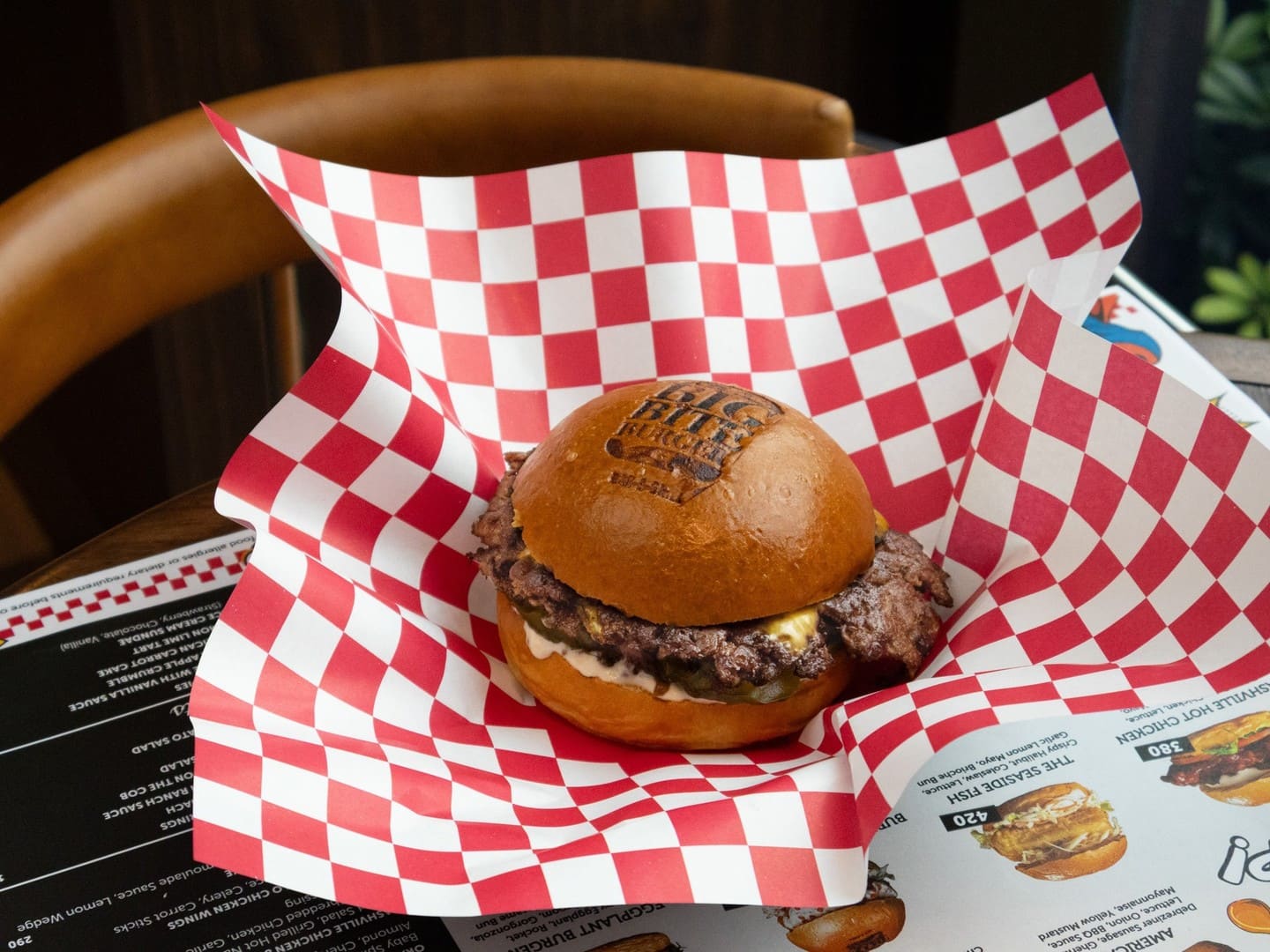 Big Bite Burger Bar & Grill — รูปภาพ (อาหาร)