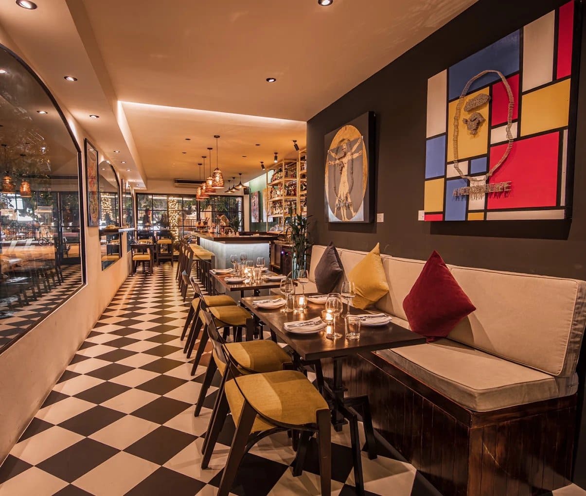 Bardo Social Bistro & Bar — รูปภาพ (ภายในร้าน)