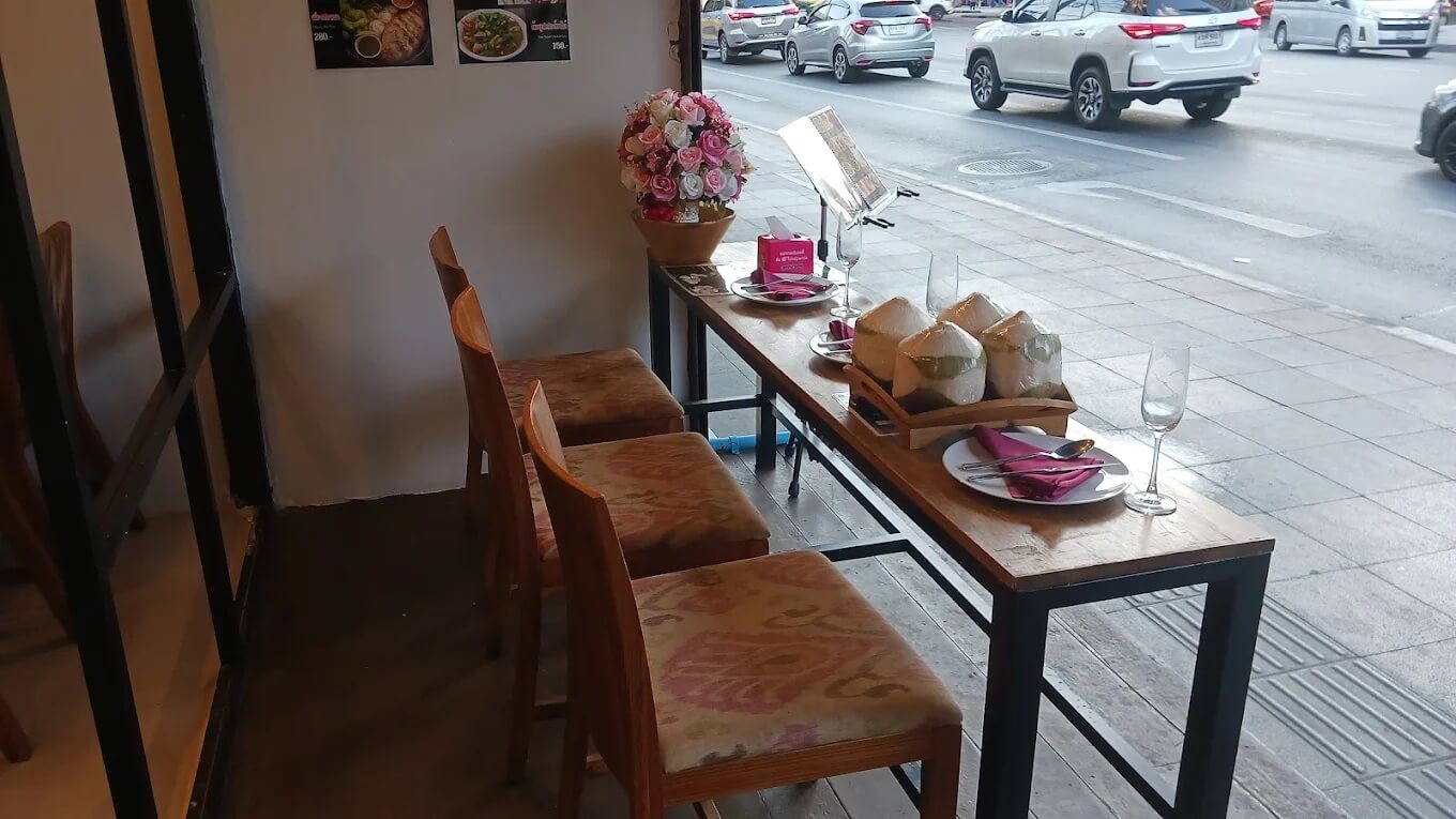 Siam Thai & Seafood — รูปภาพ (ภายในร้าน)