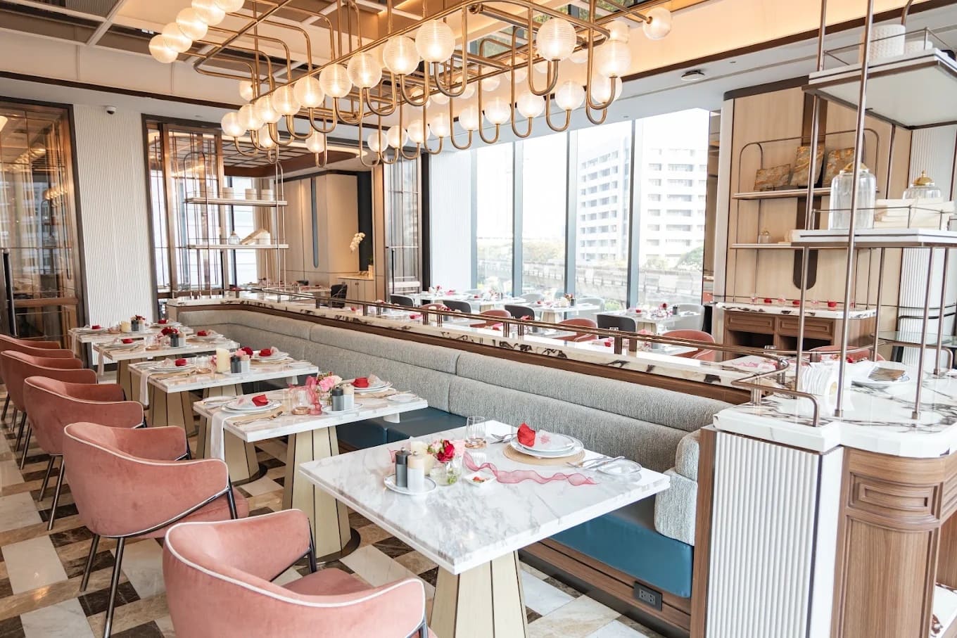 AVA Brasserie — รูปภาพ (ภายในร้าน)