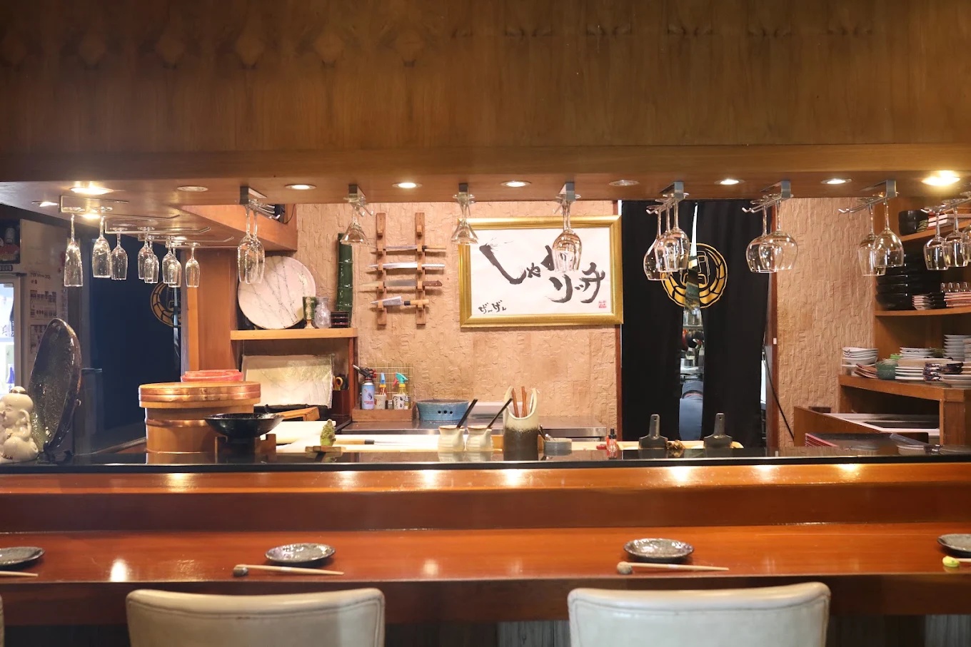 SHAKARICH Thonglor — รูปภาพ (ภายในร้าน)