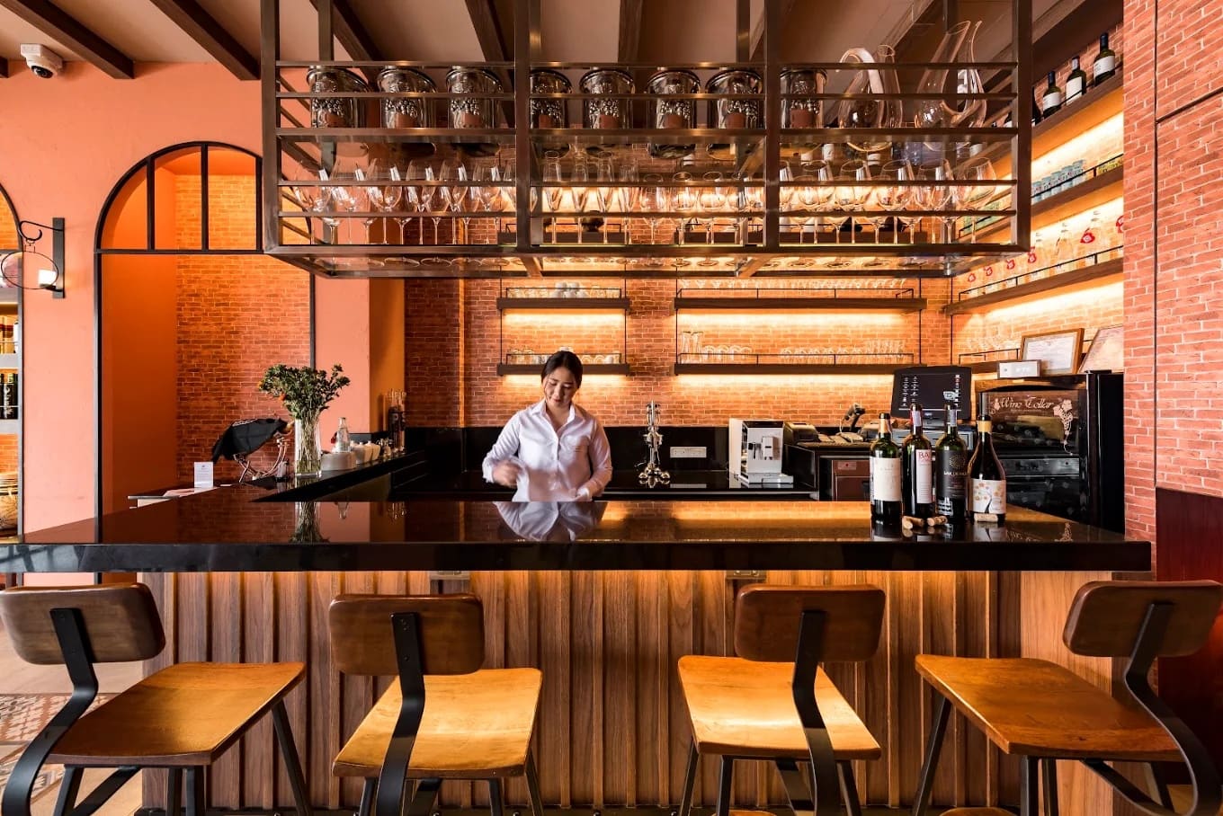 Bodegas Wine — รูปภาพ (ภายในร้าน)