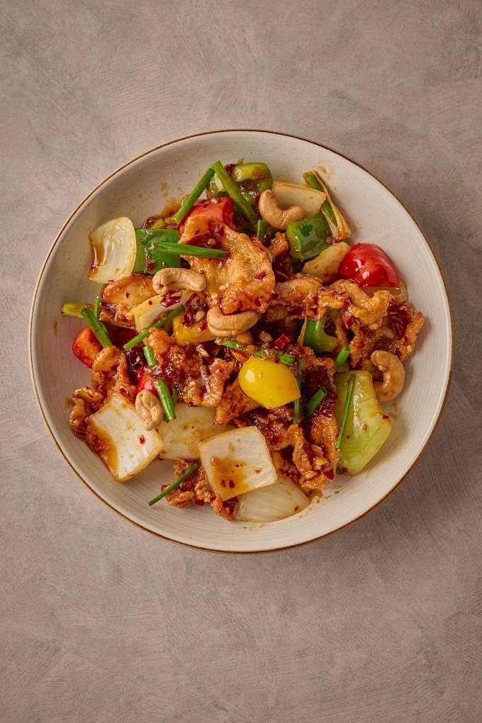 ไก่ผัดเม็ดมะม่วงหิมพานต์