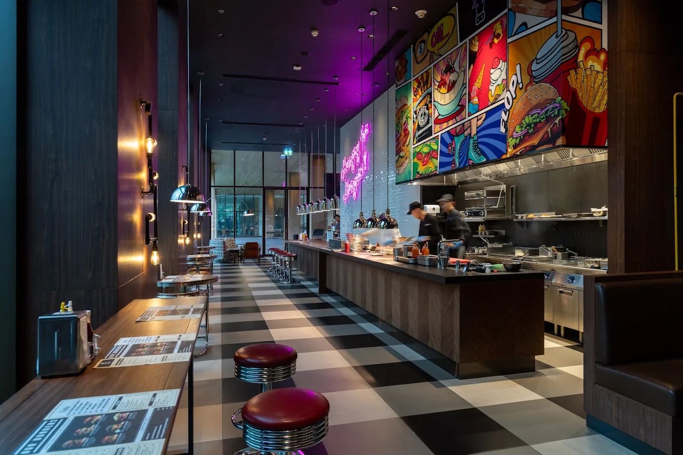 Big Bite Burger Bar & Grill — รูปภาพ (ภายในร้าน)