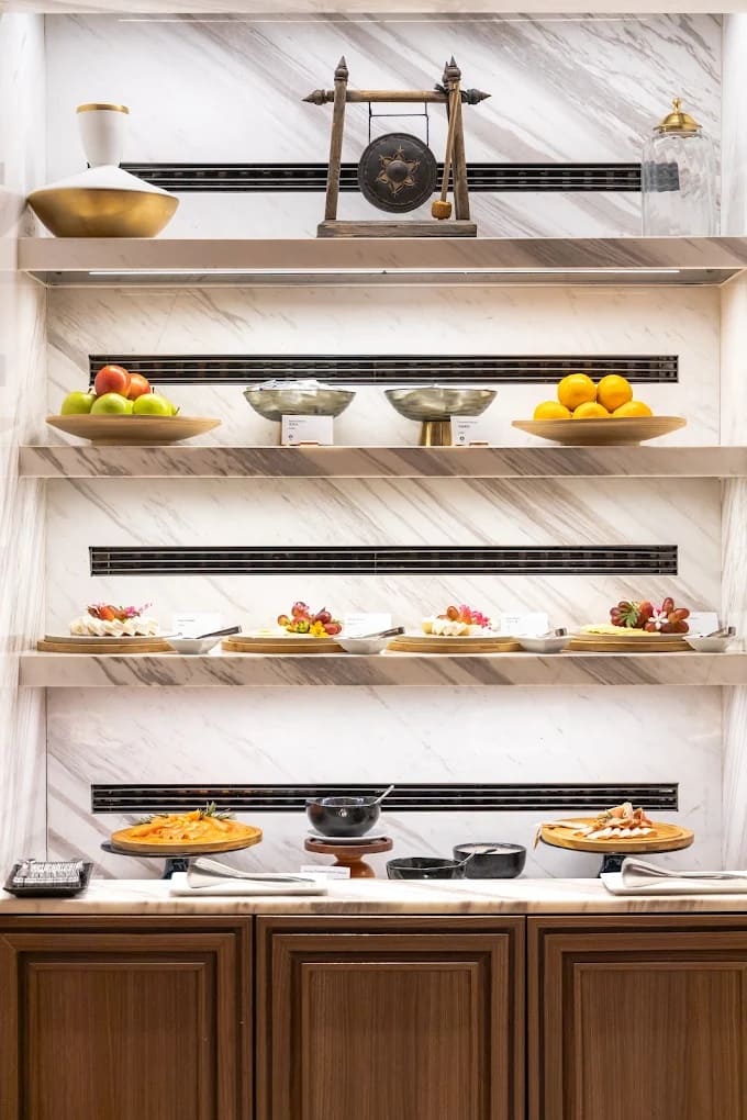AVA Brasserie — รูปภาพ (ภายในร้าน)