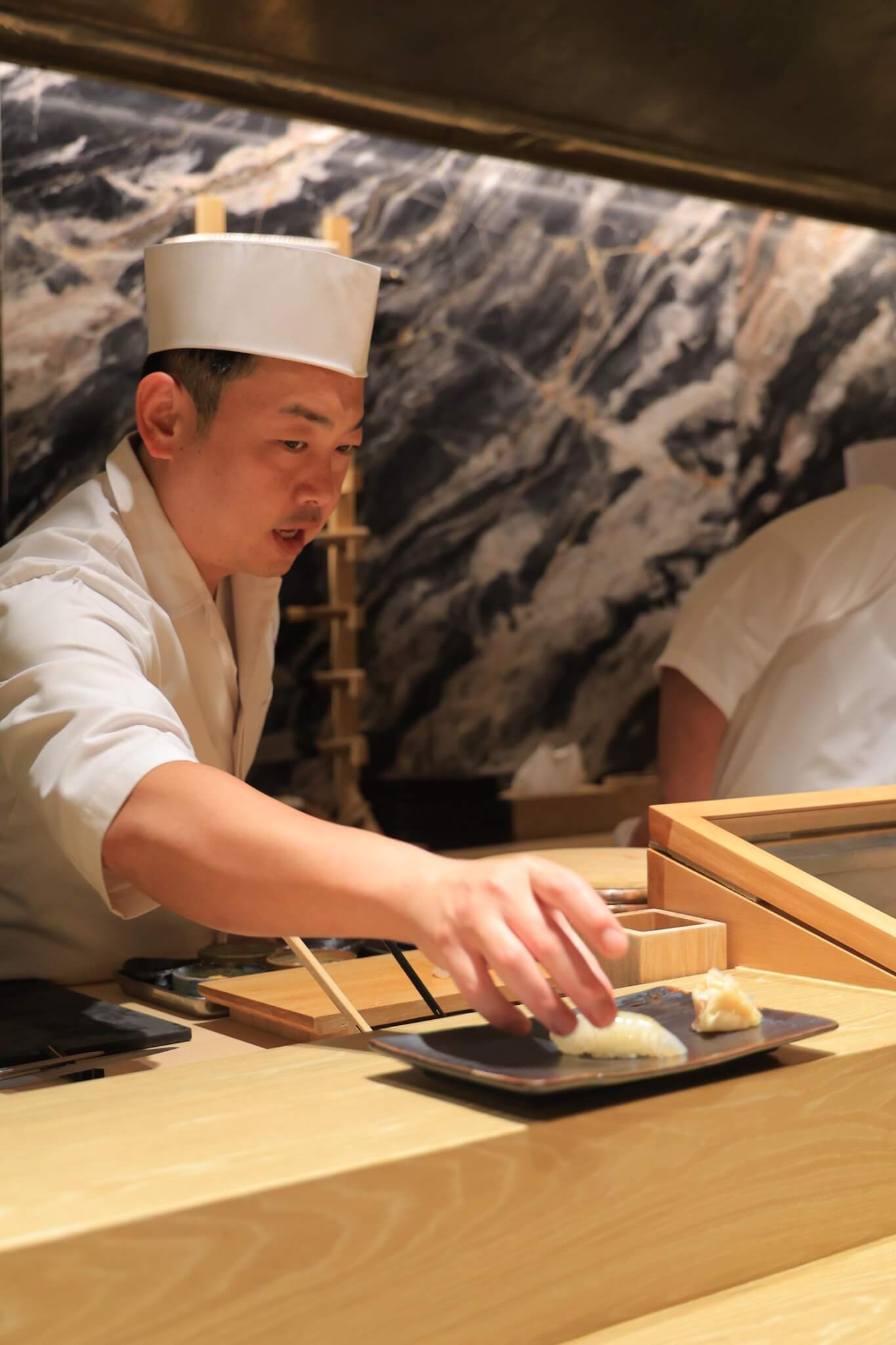 Sushi Kappou Ishimoto — รูปภาพ (ภายในร้าน)