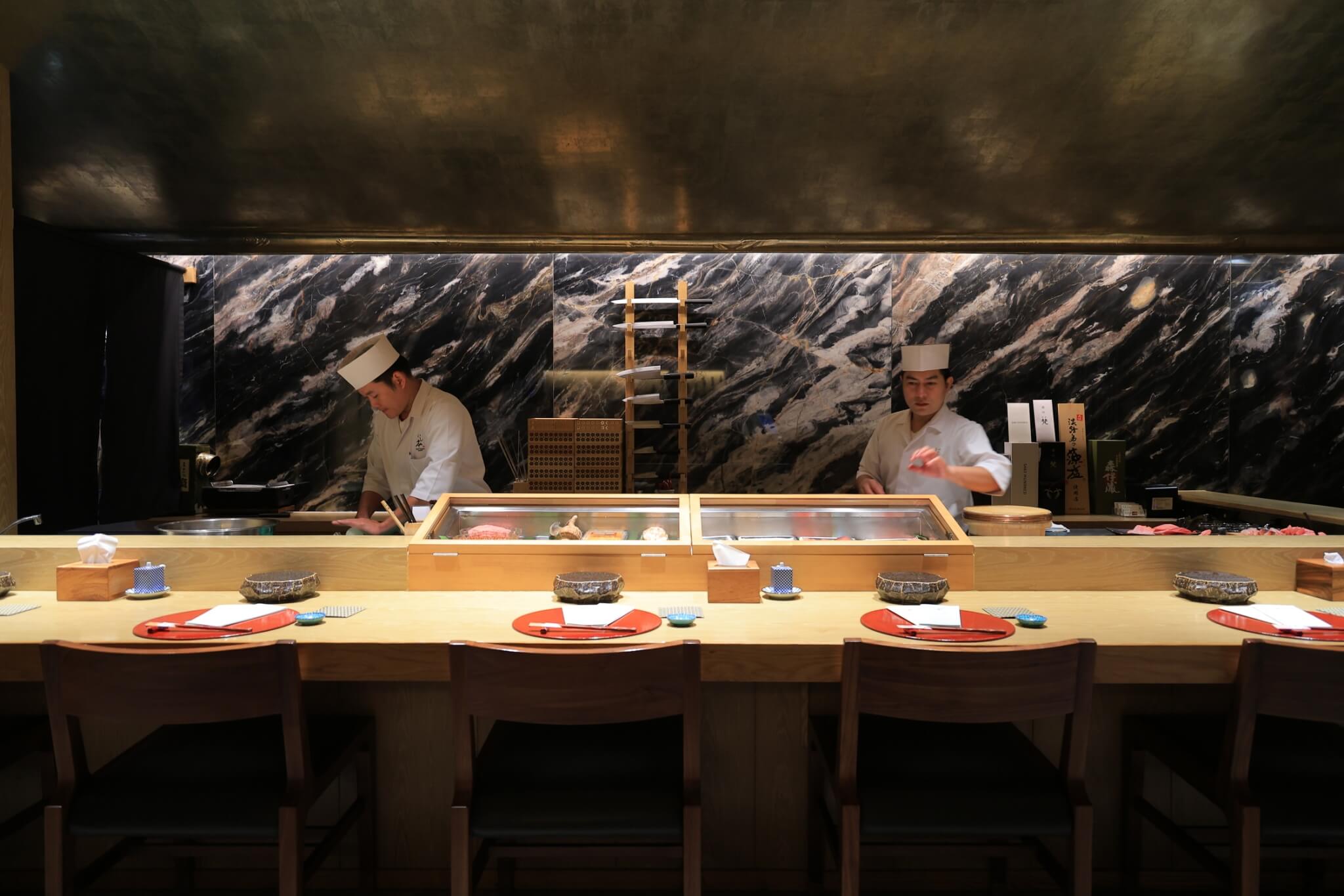 Sushi Kappou Ishimoto — รูปภาพ (ภายในร้าน)