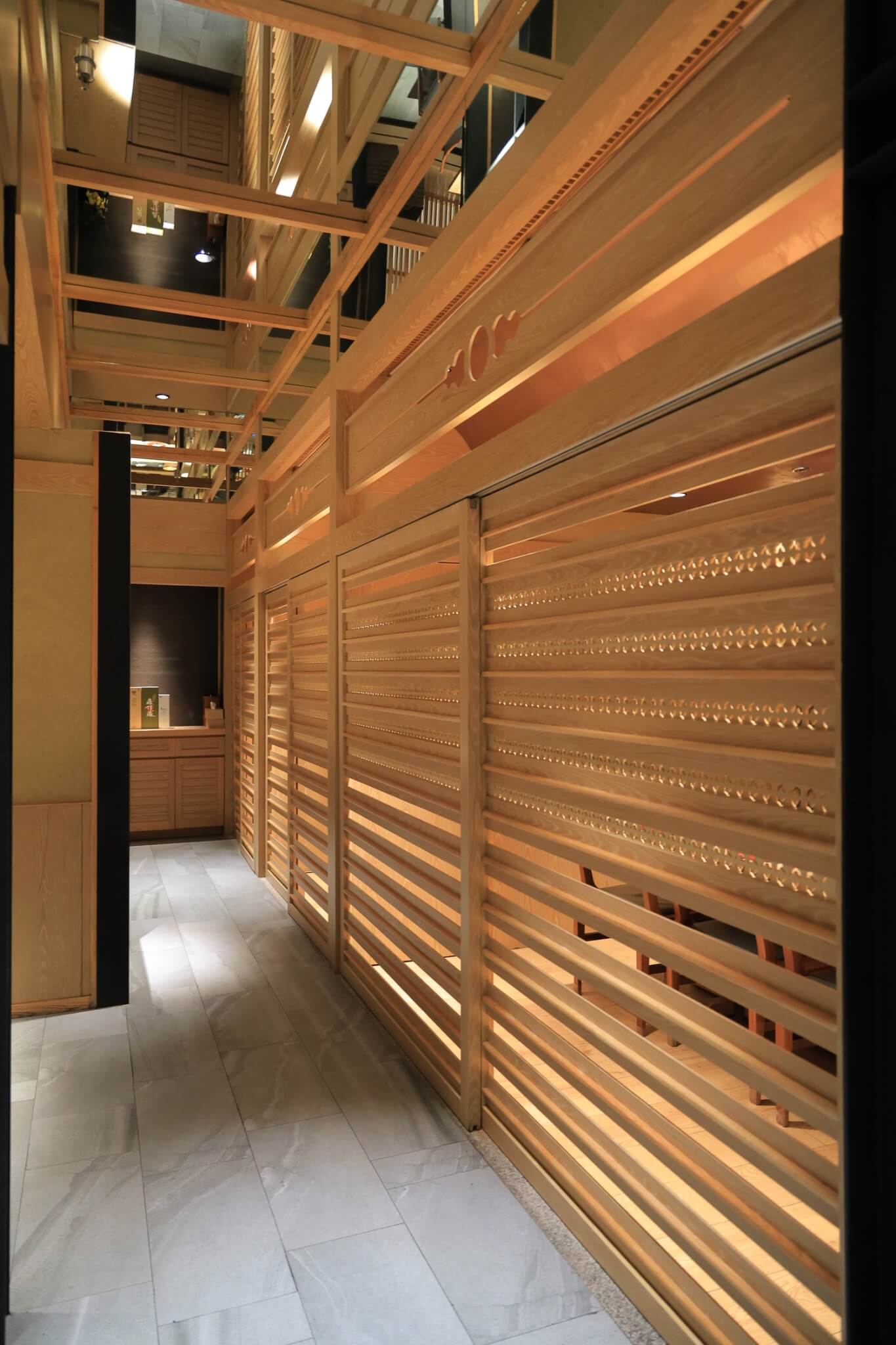 Sushi Kappou Ishimoto — รูปภาพ (ภายในร้าน)