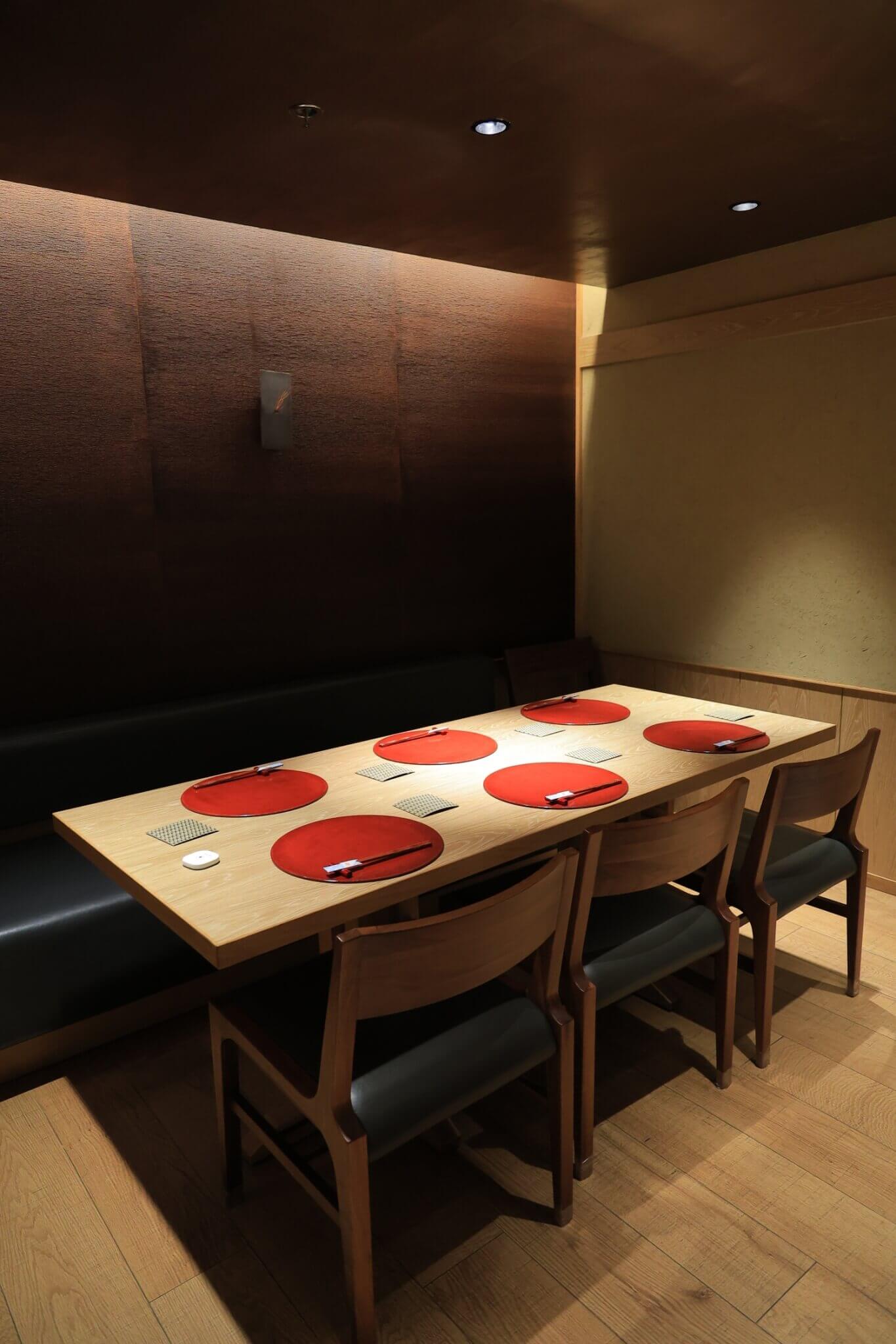 Sushi Kappou Ishimoto — รูปภาพ (ภายในร้าน)