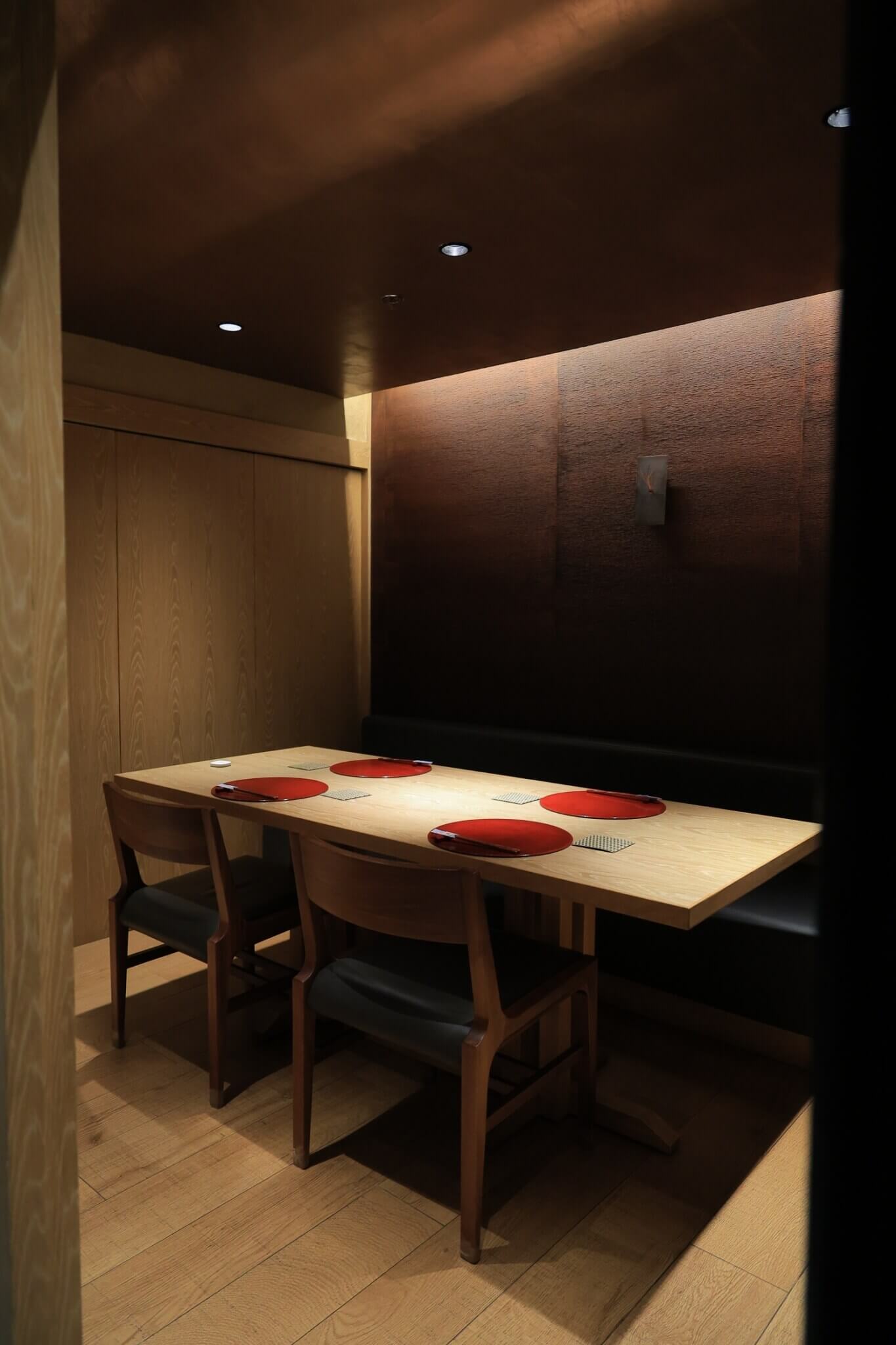 Sushi Kappou Ishimoto — รูปภาพ (ภายในร้าน)