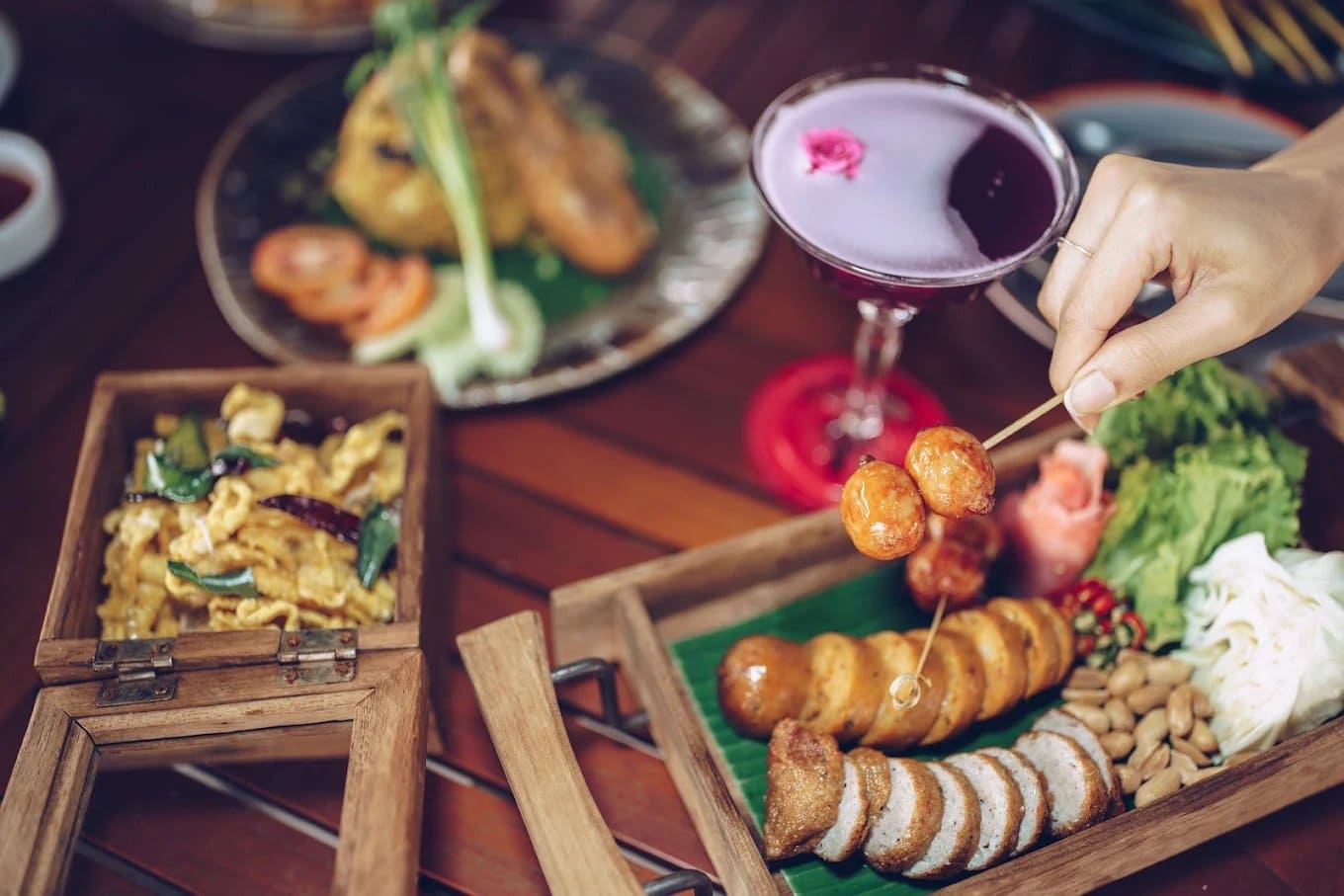 30 ร้านอาหารไทย (Thai Restaurants) บรรยากาศดี รสชาติตำรับโบราณที่ต้องลิ้มลอง