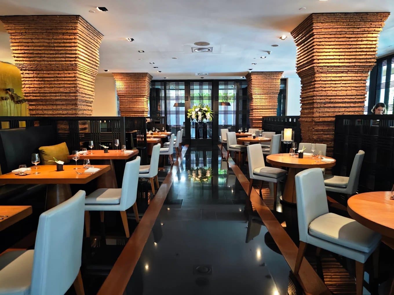 30 ร้านอาหารไทย (Thai Restaurants) บรรยากาศดี รสชาติตำรับโบราณที่ต้องลิ้มลอง