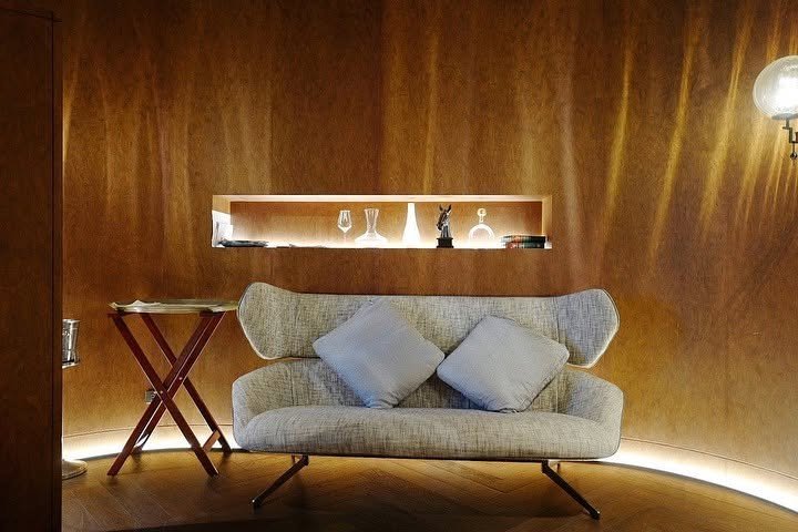 ADHOC BKK — รูปภาพ (ภายในร้าน)