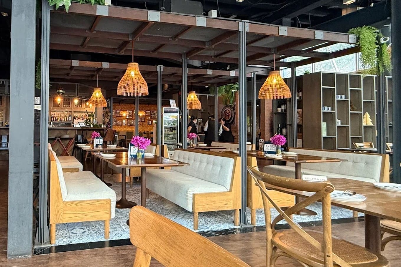 30 ร้านอาหารไทย (Thai Restaurants) บรรยากาศดี รสชาติตำรับโบราณที่ต้องลิ้มลอง